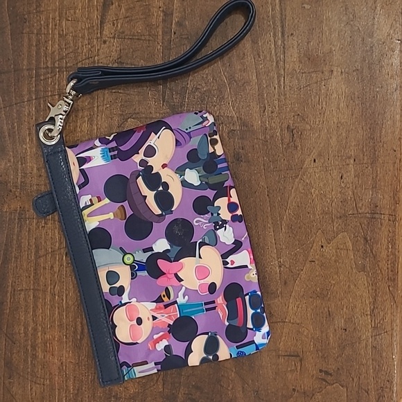 EUC Disney Parks Wristlet Mod Storage Zip Pouch Wallet Bag Purse Women's - Picture 2 of 7